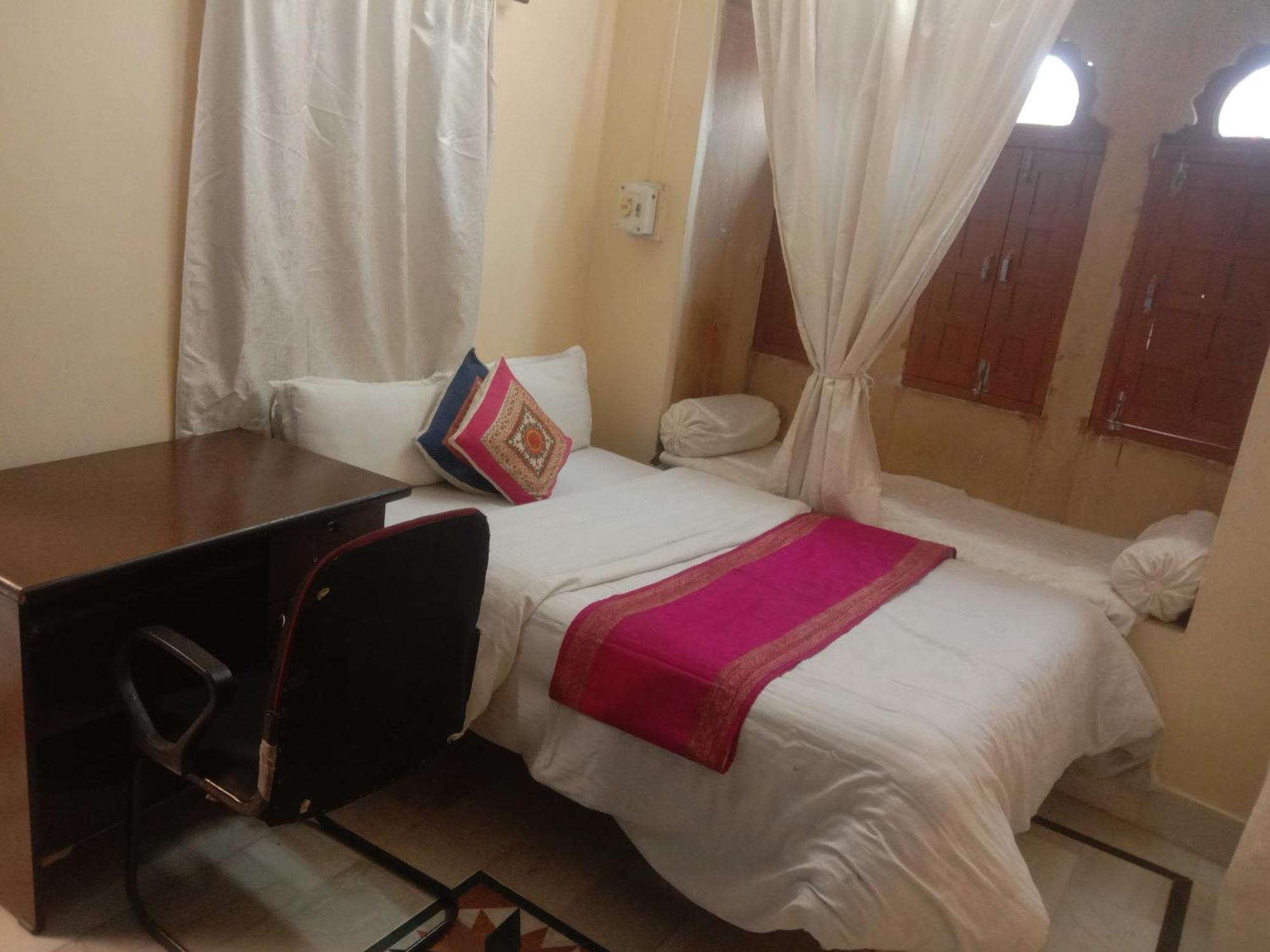 Neem Guest House Jaisalmer Ngoại thất bức ảnh