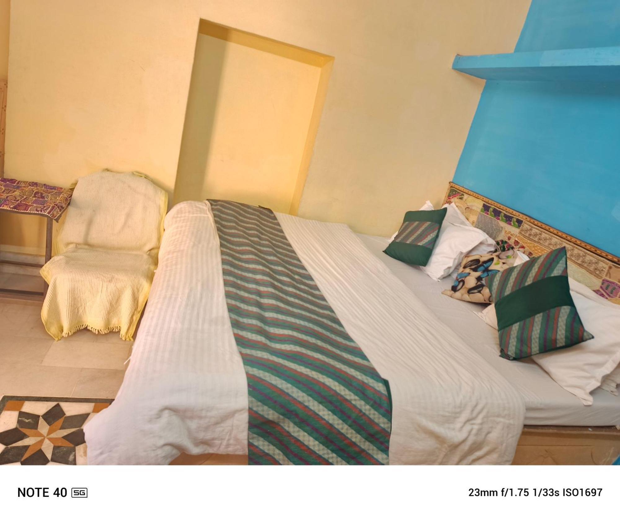 Neem Guest House Jaisalmer Phòng bức ảnh